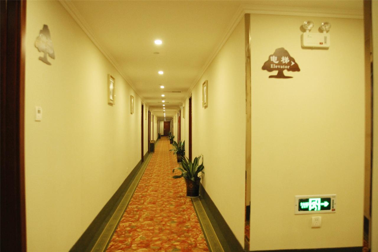 Greentree Alliance Jiangxi Nanchang Honggutan Middle Fenghuang Avenue Hotel Exterior photo