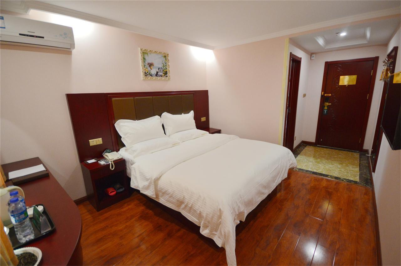 Greentree Alliance Jiangxi Nanchang Honggutan Middle Fenghuang Avenue Hotel Exterior photo